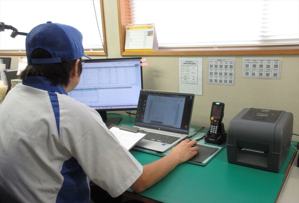 マブチモーターオーケン株式会社様:スマートF(PC)操作風景